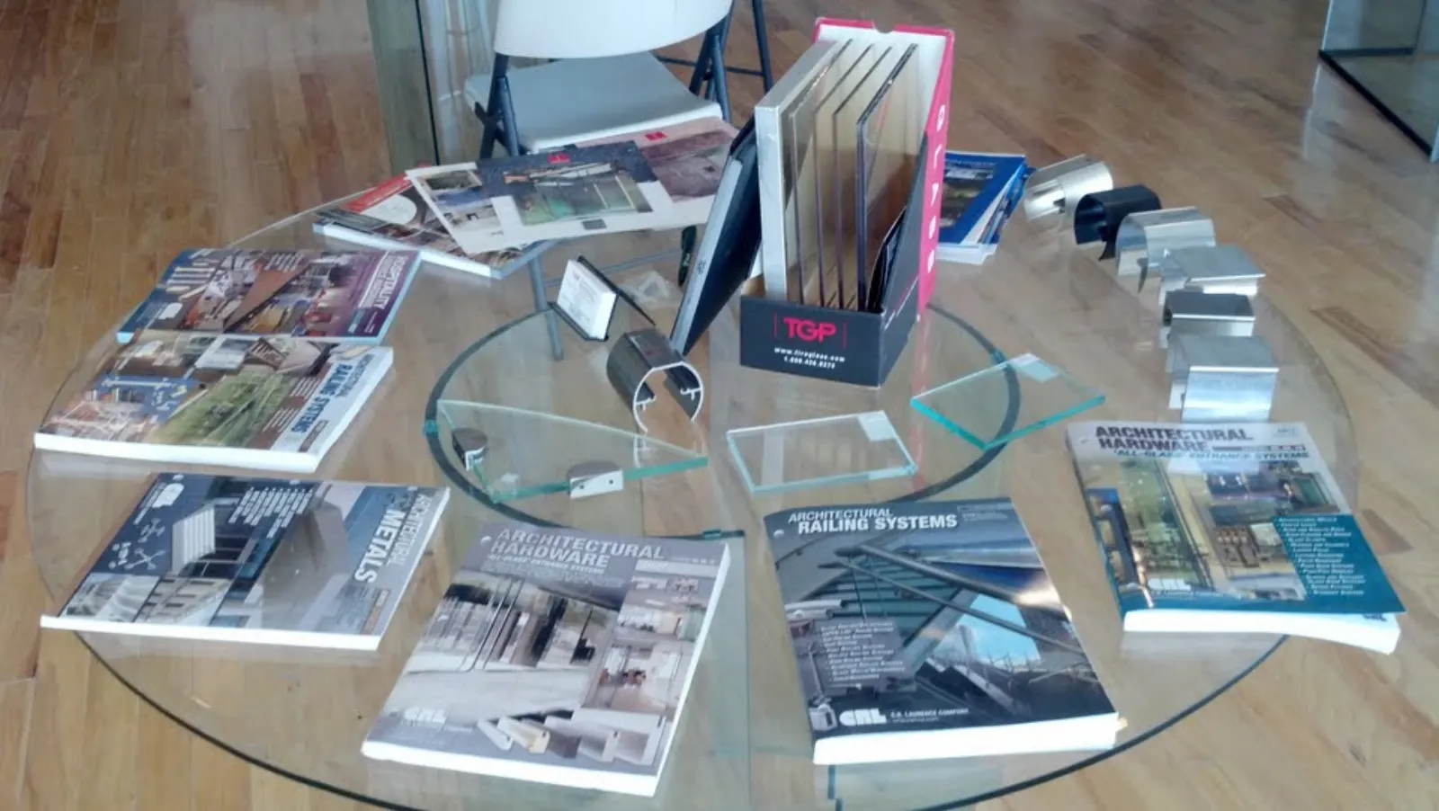 Retail showroom display